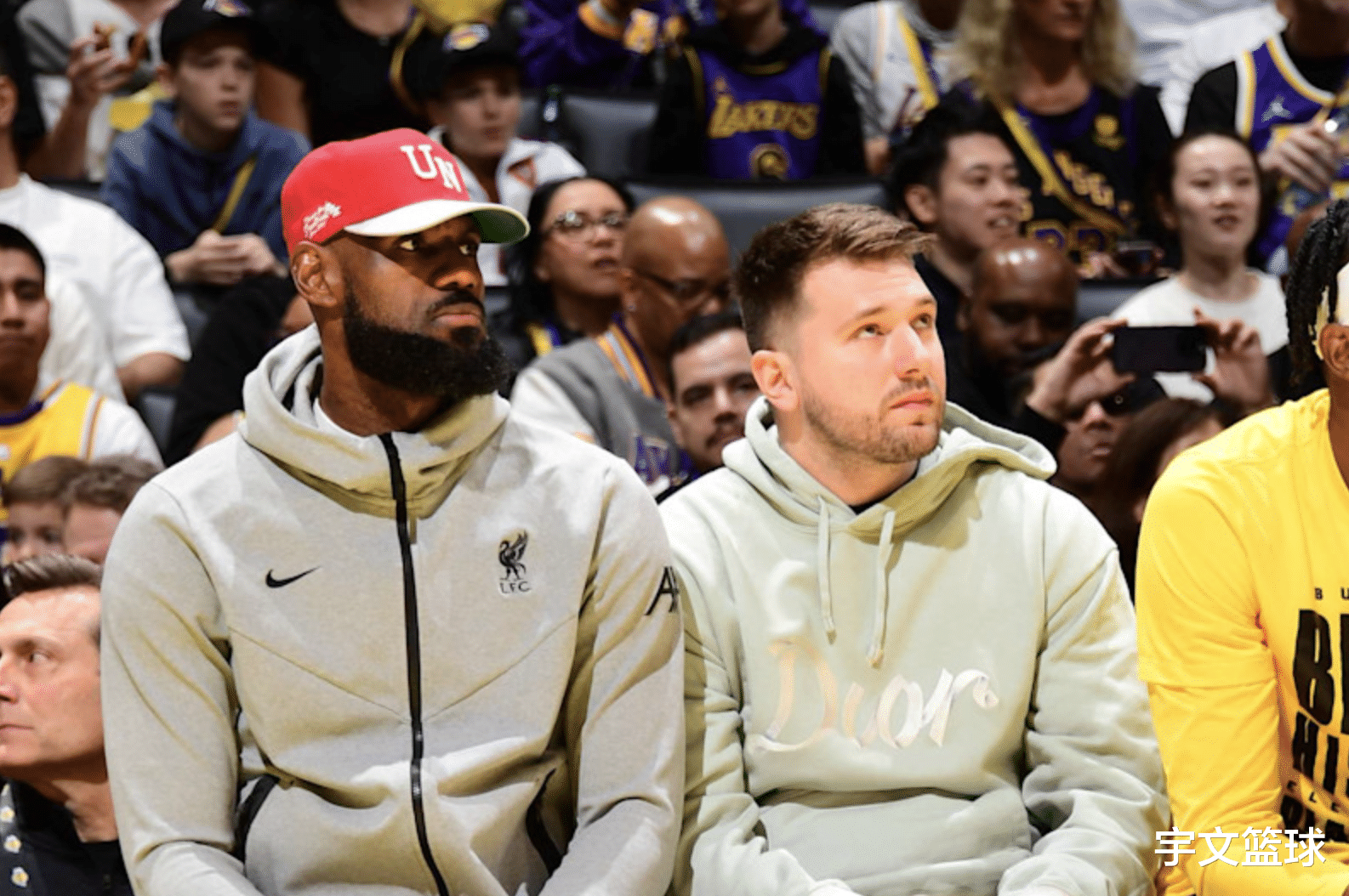 赛地聚焦——法国杯清晨热度飙升,洛杉矶湖人止住颓势,震撼外界,临场指挥获称赞的简单介绍 赛地聚焦——法国杯清晨热度飙升,洛杉矶湖人止住颓势,震撼外界,临场指挥获称赞的简单介绍