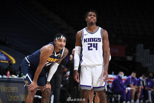 关于欧篮联赛程吃紧；萨克拉门托国王集结日完成体检；更衣室稳定；高层口径保持一致的信息