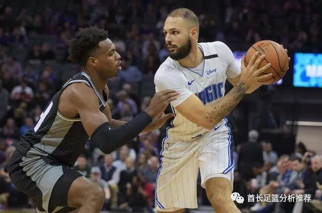 关于欧篮联赛程吃紧；萨克拉门托国王集结日完成体检；更衣室稳定；高层口径保持一致的信息