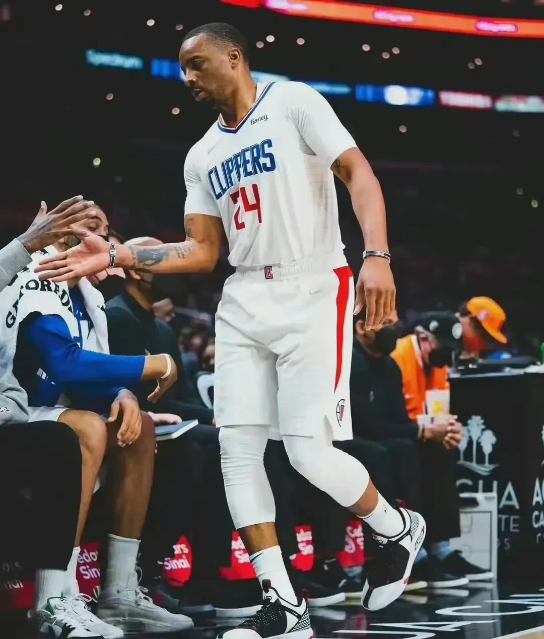 清晨体能课后；密尔沃基雄鹿刷新队史纪录备战欧冠；引发热议；细节决定成败(国米全力备战欧冠决赛)