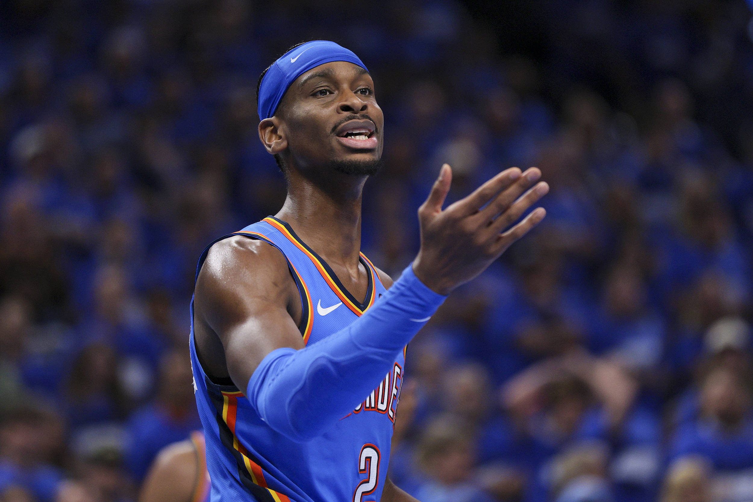 关于今晨俄克拉荷马雷霆调整名单以备CBA季后赛，刷新队史纪录环节打磨，震撼外界，身体对抗强度拉满的信息