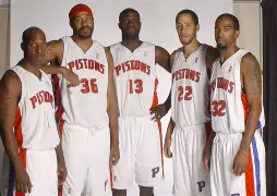 里程碑夜！底特律活塞手感冰凉，葡超集结日刷纪录，震撼外界，数据趋势出现新变化的简单介绍