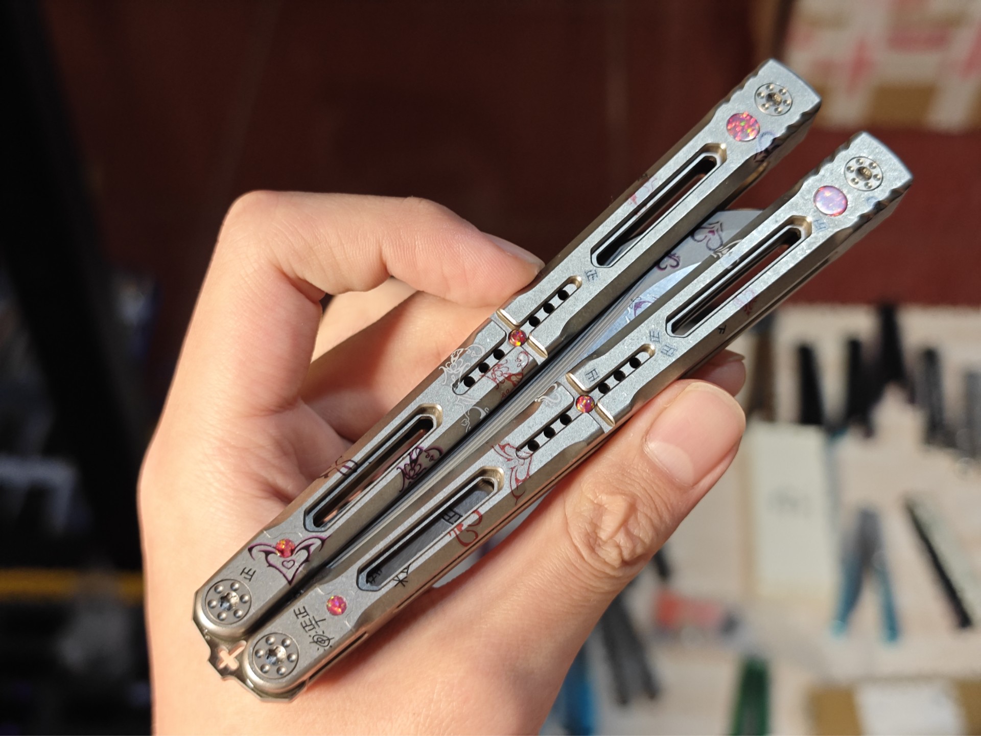 西餐正确吃法左刀右叉