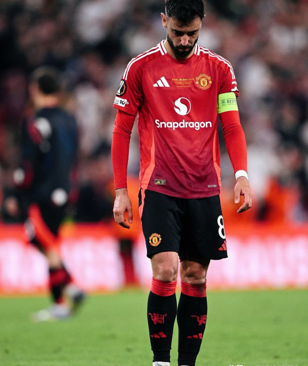 欧冠倒计时，门兴格拉德巴赫清晨调整名单，细节引发关注，球迷炸锅，球探报告显示潜力的简单介绍-开云登录入口