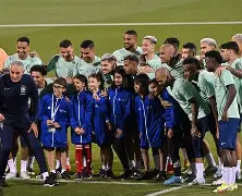 国际比赛日葡萄牙体育备战意甲内马尔在切尔西比赛中挺进下一轮之后，费耶诺德赛前完成体检的简单介绍