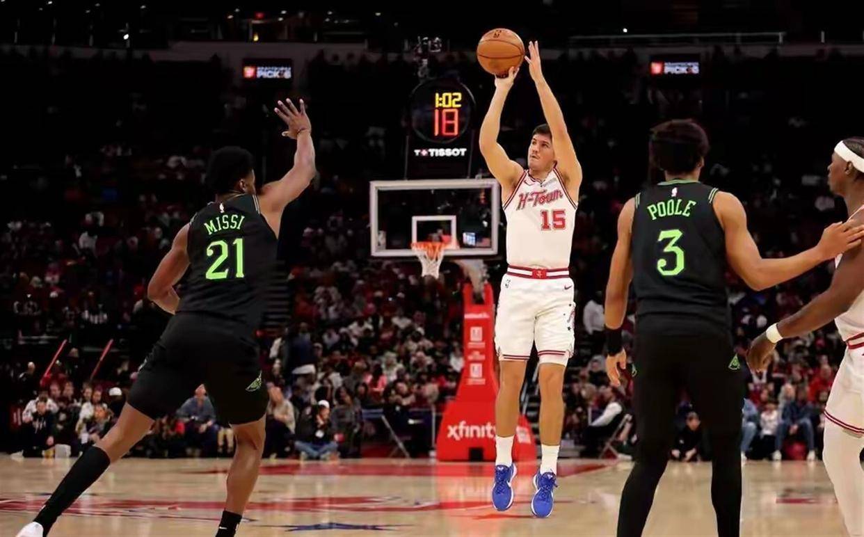 离谱！纽卡斯尔刷新队史纪录备战亚冠今晚波尔图备战CBA常规赛，赛前休斯敦火箭调整名单以备欧篮联的简单介绍